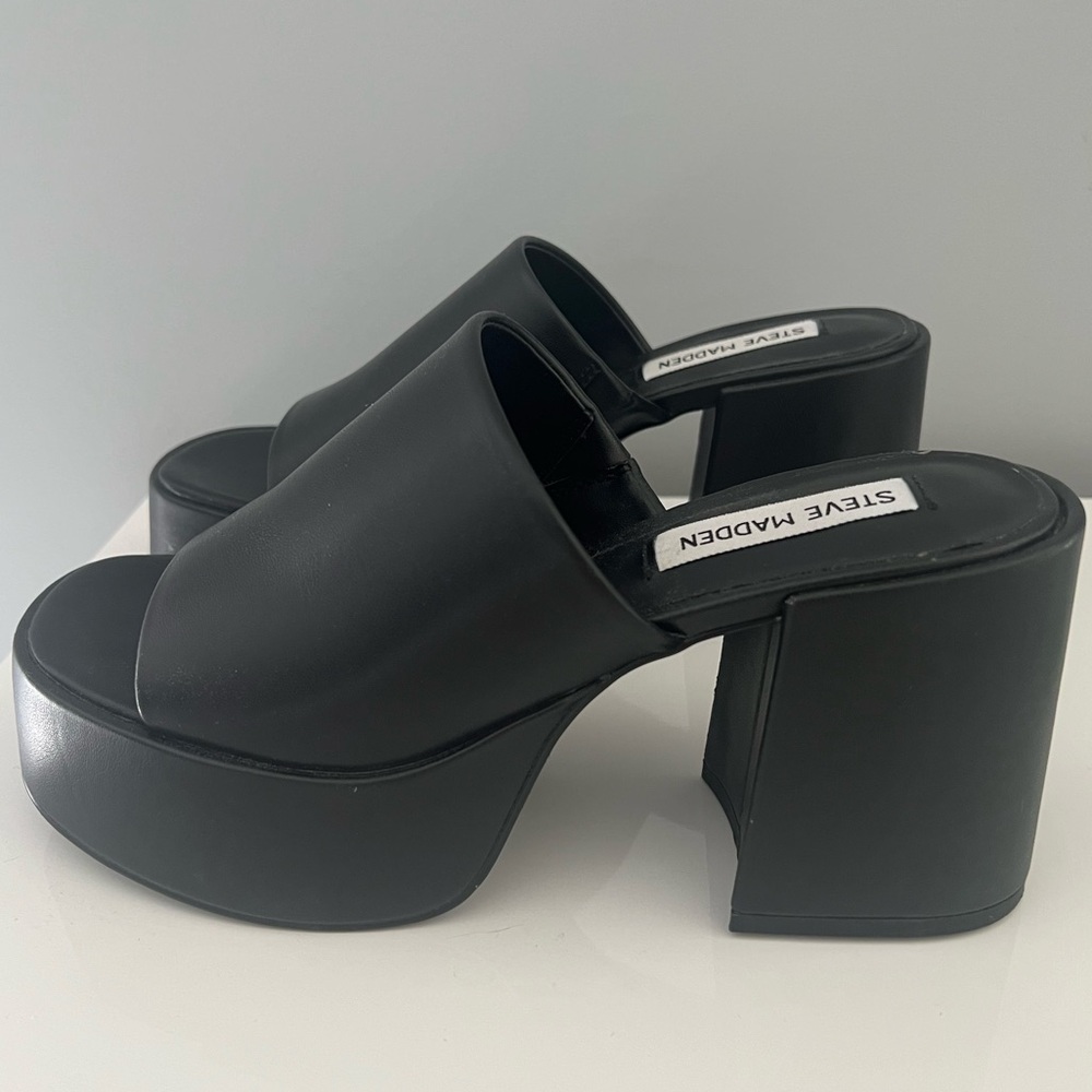 Black Chunky Platform Heel